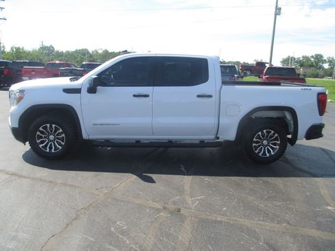 Used 2019 GMC Sierra 1500 4x4 Crew Cab w/ Convenience Package image 10