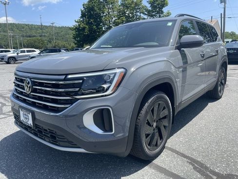 New 2026 Volkswagen Atlas SE AWD/4WD image 1