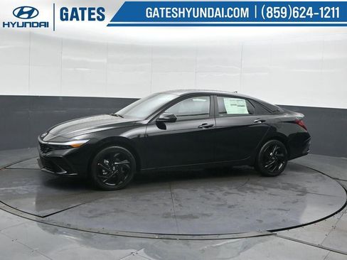 New 2026 Hyundai Elantra Sport FWD image 7