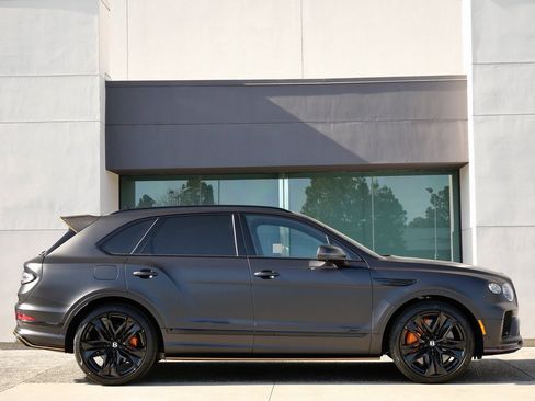 New 2026 Bentley Bentayga Speed image 5