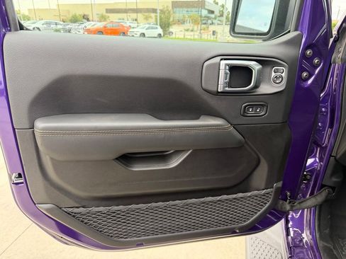 New 2026 Jeep Gladiator Sport AWD/4WD image 14