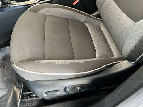 Used 2023 Chevrolet TrailBlazer LT w/ Convenience Package image 19