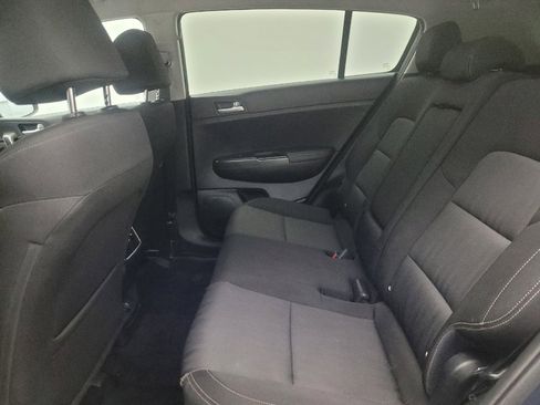 Used 2020 Kia Sportage LX FWD image 18
