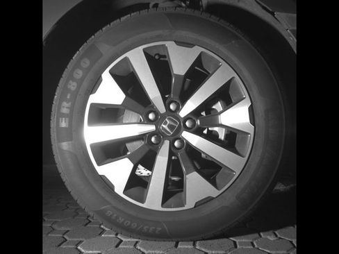 Used 2025 Honda Odyssey EX-L image 9