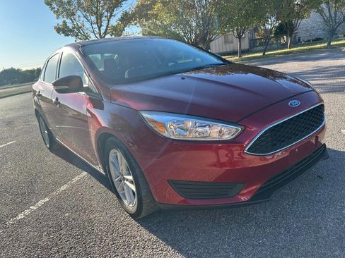 Used 2016 Ford Focus SE image 6