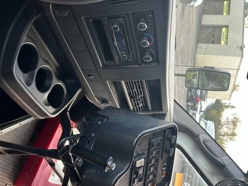 Used 2010 Chevrolet Express 3500 Reg Cab 131.5 WB image 3