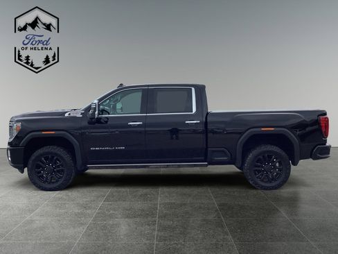 Used 2022 GMC Sierra 2500 Denali w/ Denali Black Diamond Edition image 2