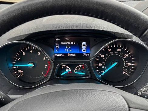 Certified 2017 Ford Escape Titanium image 31