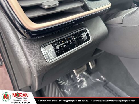 Certified 2024 Buick Envision Sport Touring AWD/4WD image 22