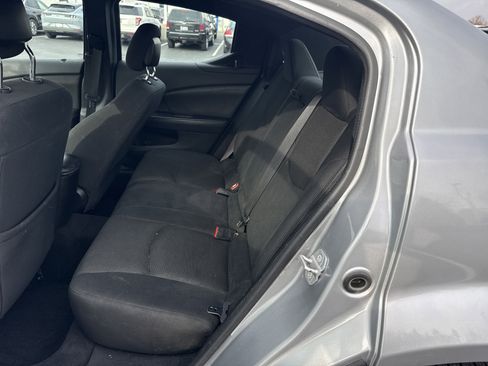 Used 2014 Dodge Avenger SE w/ Blacktop Package image 11