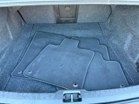 Used 2019 Volvo S60 T5 Momentum w/ Premium Package image 15