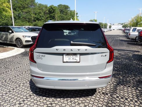 Certified 2026 Volvo XC90 B6 Plus AWD/4WD image 8
