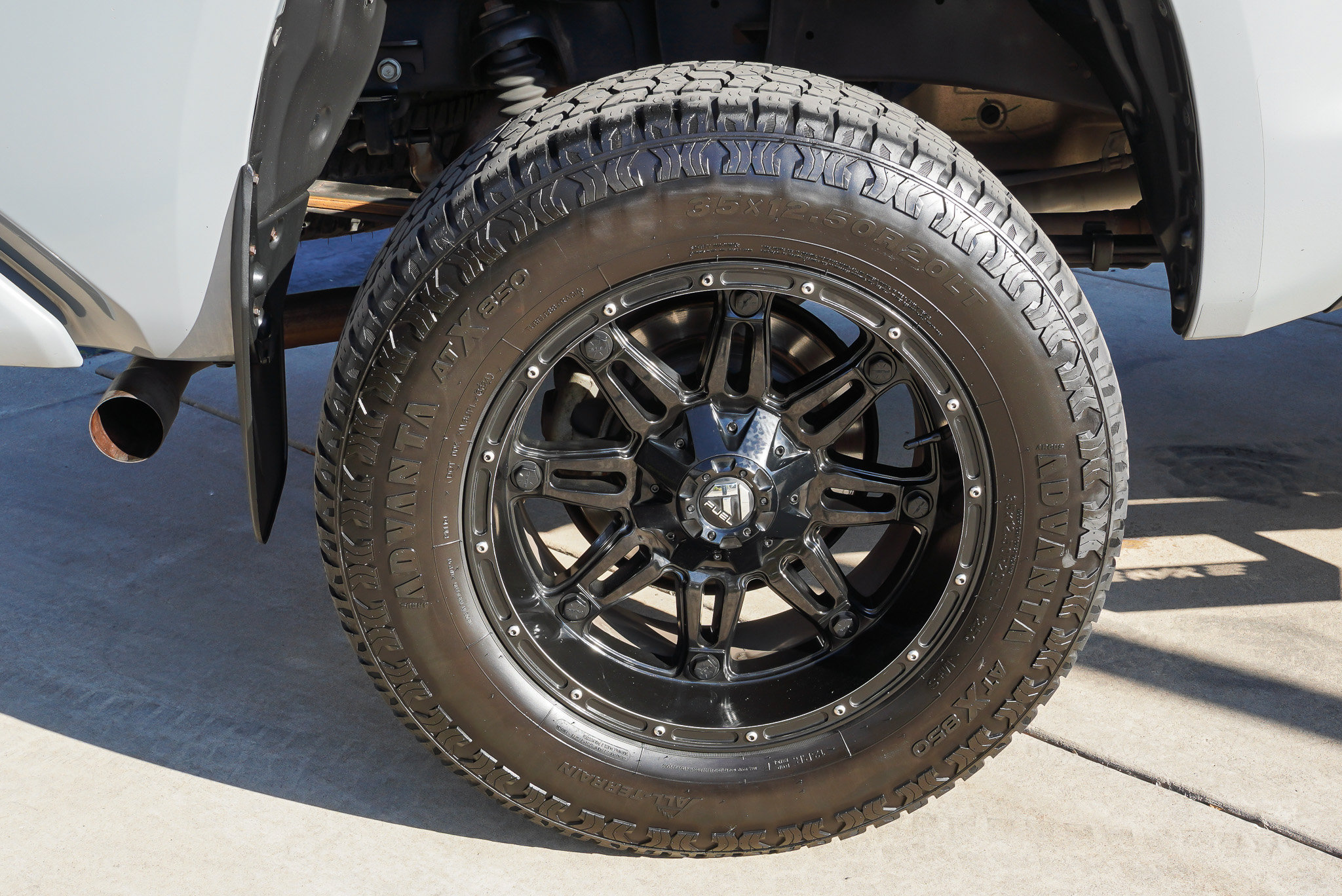 Used 2018 Toyota Tundra SR5 AWD/4WD image 11