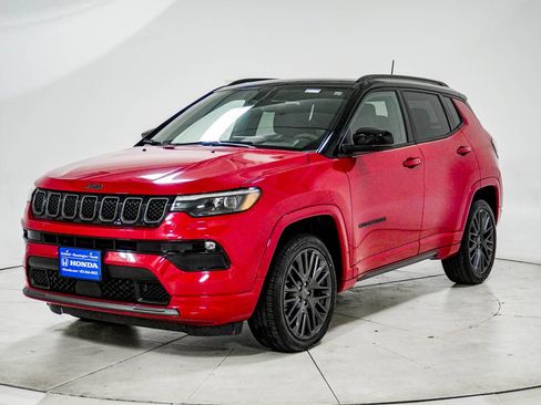 Used 2023 Jeep Compass High Altitude AWD/4WD image 2