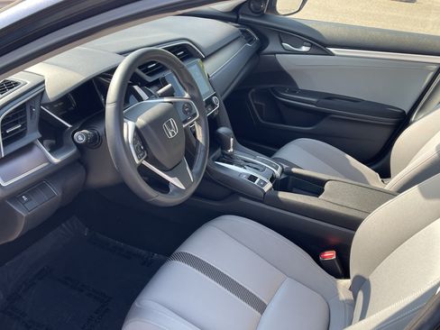 Used 2018 Honda Civic EX-T image 10