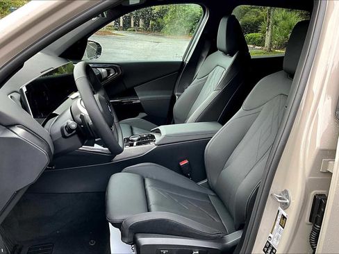New 2026 BMW X3 xDrive30 image 9