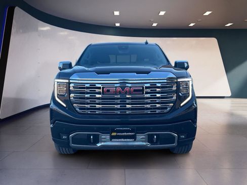 Used 2024 GMC Sierra 1500 Denali image 2