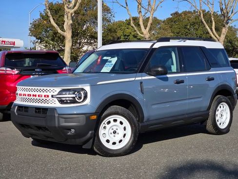 New 2025 Ford Bronco Sport Heritage w/ Convenience Package image 2