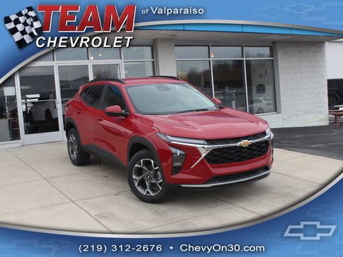 New 2026 Chevrolet Trax LT image 1