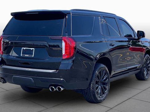 Used 2021 GMC Yukon Denali w/ Denali Premium Package AWD/4WD image 13