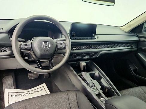 Used 2025 Honda Accord SE image 13