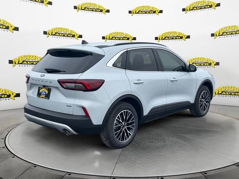New 2026 Ford Escape SE FWD image 6
