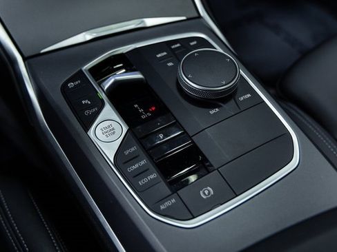 Certified 2025 BMW 230i xDrive Coupe w/ Premium Package image 19