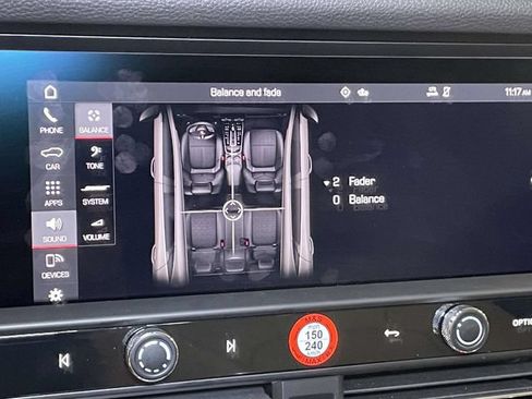 Certified 2026 Porsche Macan S AWD/4WD image 33