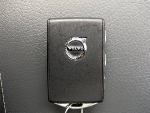 Used 2020 Volvo XC90 T6 Momentum w/ Protection Package Premier AWD/4WD image 33
