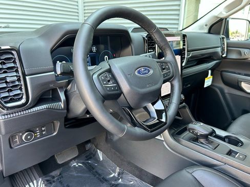 Used 2024 Ford Ranger Lariat w/ FX4 Off-Road Package image 14