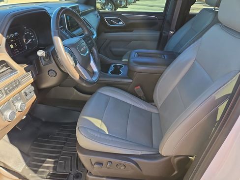 Used 2021 GMC Yukon SLT w/ SLT Luxury Plus Package image 15