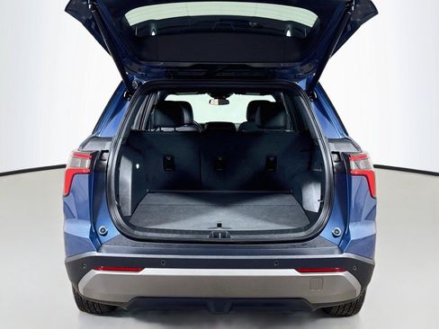 Used 2026 Chevrolet Equinox LT w/ Convenience Package II FWD image 25