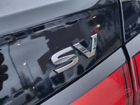 Certified 2023 Nissan Versa SV image 9