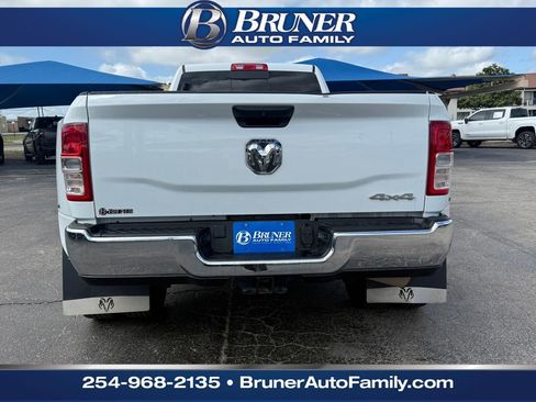 Used 2024 RAM 3500 Tradesman w/ Chrome Appearance Group image 6