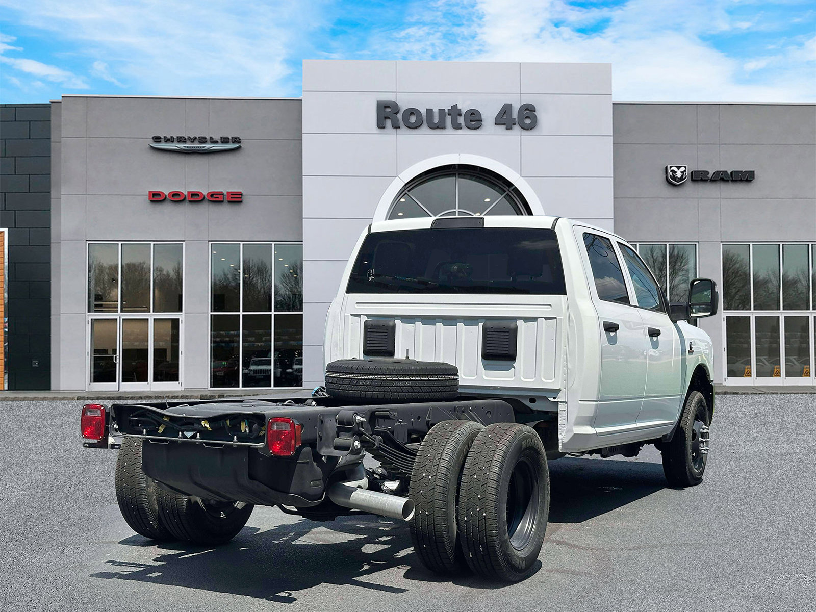 Used 2025 RAM 3500 Tradesman AWD/4WD image 5