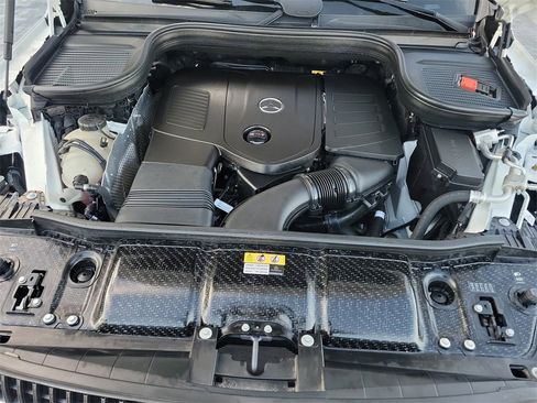 Used 2024 Mercedes-Benz GLE 350 4MATIC image 29
