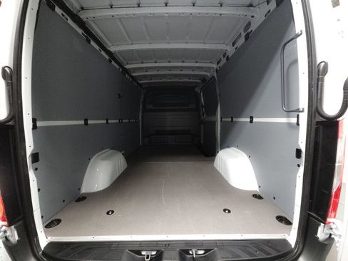 Used 2026 Mercedes-Benz Sprinter 2500 image 22
