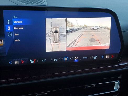 Certified 2024 Chevrolet Traverse Z71 w/ Enhanced Driving Package image 15