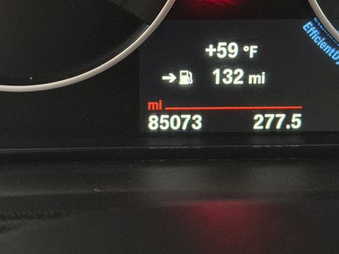 Used 2018 BMW 330i Sedan RWD image 25