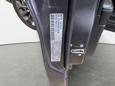 Certified 2021 Jeep Cherokee Latitude Lux 80th Anniv w/ Quick Order Package 26U 80TH AWD/4WD image 36