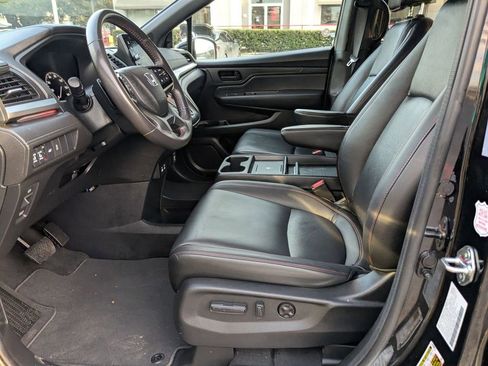 Used 2025 Honda Odyssey Sport-L image 11