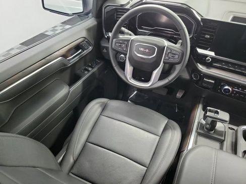 Used 2025 GMC Sierra 1500 SLT w/ SLT Premium Plus Package RWD image 15