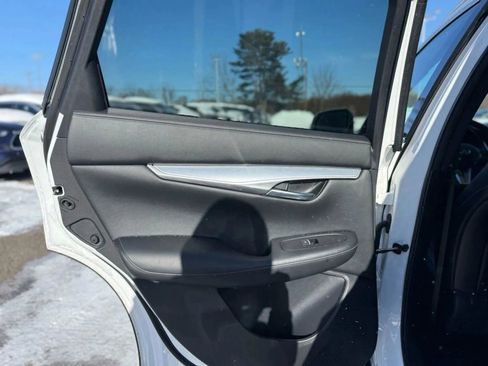 Used 2019 INFINITI QX50 Luxe w/ Navigation Package AWD/4WD image 13