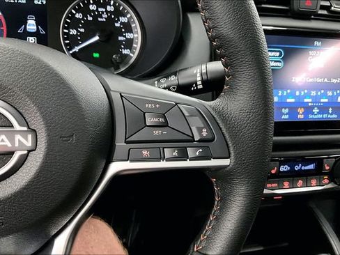 New 2025 Nissan Versa SR w/ Trunk Package image 23