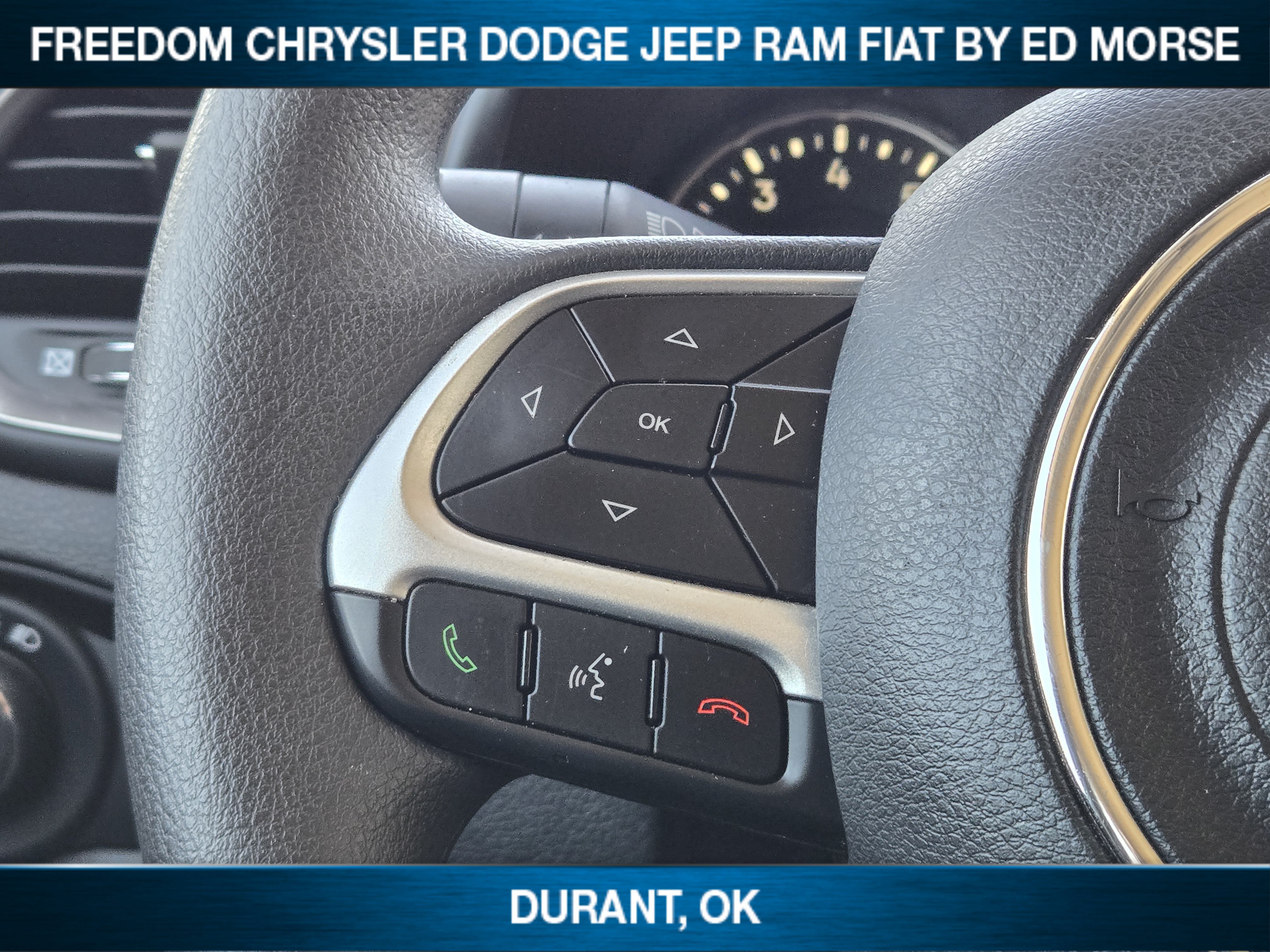 Used 2023 Jeep Renegade Latitude AWD/4WD image 20