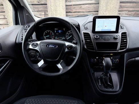 Used 2022 Ford Transit Connect XLT w/ Trailer Tow Package image 11