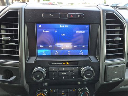 Used 2020 Ford F150 XLT w/ Equipment Group 301A Mid RWD image 32