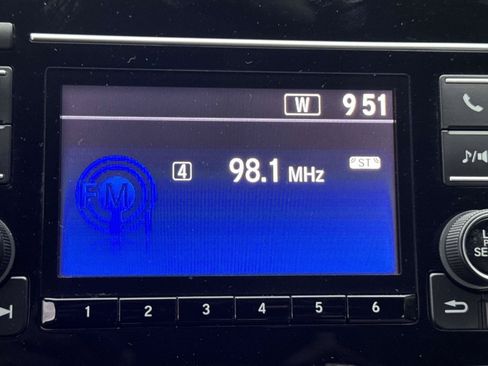 Used 2019 Honda CR-V LX image 25
