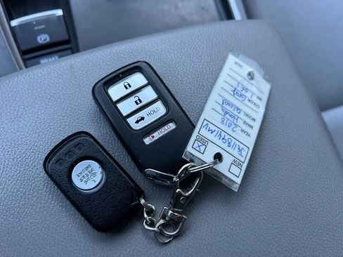 Used 2018 Honda Accord LX image 30