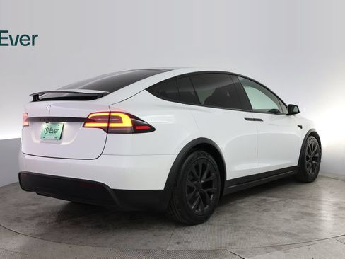 Used 2023 Tesla Model X AWD/4WD image 3